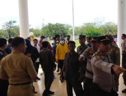 Warga Desa UluLere Unjuk Rasa Minta Bupati Evaluasi Penambangan Ilegal Di Blok Bahodopi Utara