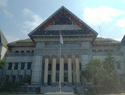 SK Kadis Dikbud Morowali Lancarkan Bansos BBP Miliaran Rupiah, 96 Lembaga Belum Serahkan Laporan